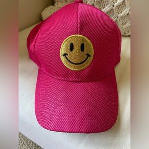 Lizard Thicket smiley face hat